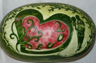 Melonen Carving - Herz